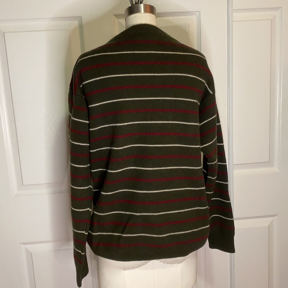 Vintage 100% Wool Knit Green sweater with red and white stripes - size M… - Picture 4 of 6